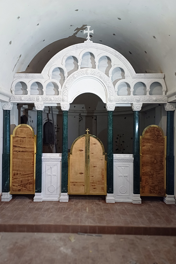 Иконостас мраморный